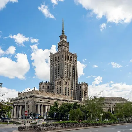 Sliska 3 - - 100m Od Zlotych Tarasow Oraz 200m Od Dworca Centralnego, Piekny Widok Na Panorame Warszawy - Wifi - Smart Tv 55 Cali - Better Lejlighed Warszawa