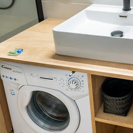 Appartement Sliska 3 - - 100m Od Zlotych Tarasow Oraz 200m Od Dworca Centralnego, Piekny Widok Na Panorame Warszawy - Wifi - Smart Tv 55 Cali - Better