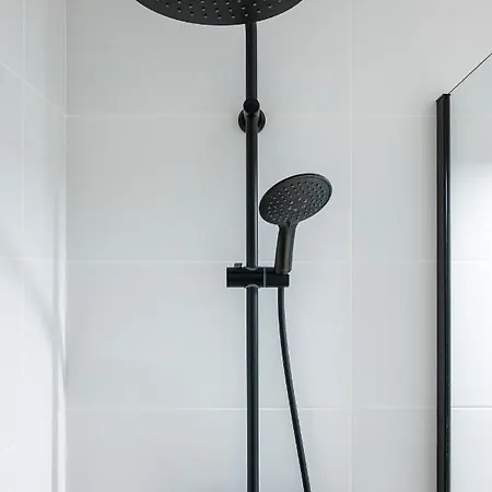 Sliska 3 - - 100m Od Zlotych Tarasow Oraz 200m Od Dworca Centralnego, Piekny Widok Na Panorame Warszawy - Wifi - Smart Tv 55 Cali - Better *